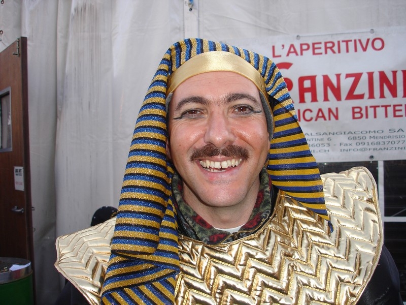 chiasso_corteo_nebiopoli_08 (053).jpg